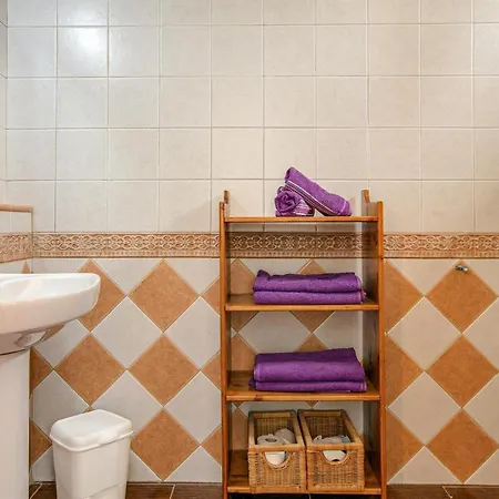 Holiday Cottage Santa Lucia * Santa Lucia